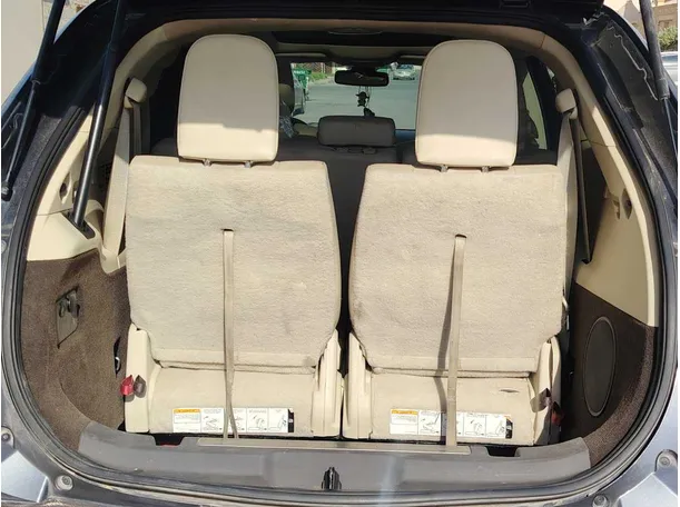 Car image 27