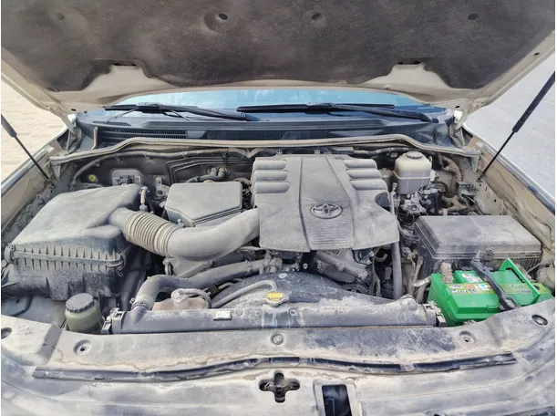 Car image 32