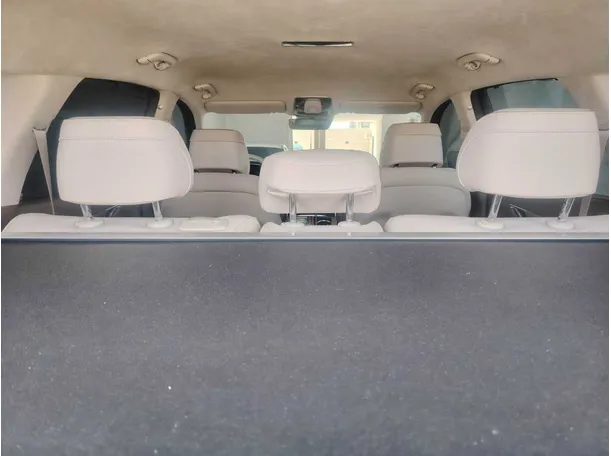 Car image 29