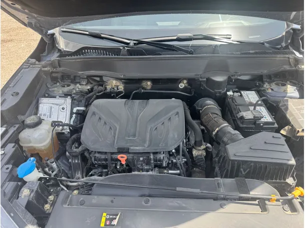 Car image 23