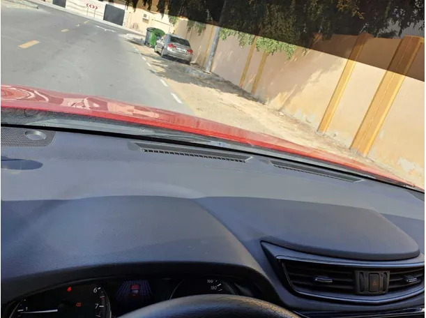 Car image 23