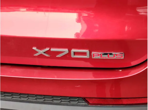 Car image 40
