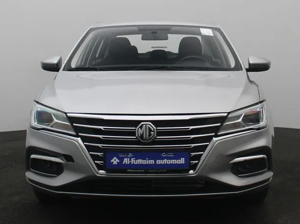 Car image 11
