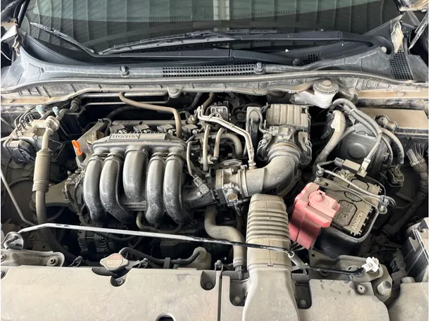 Car image 18