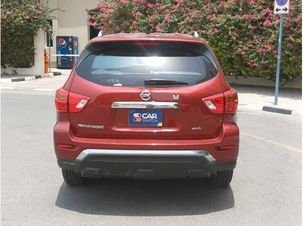 Car image 6