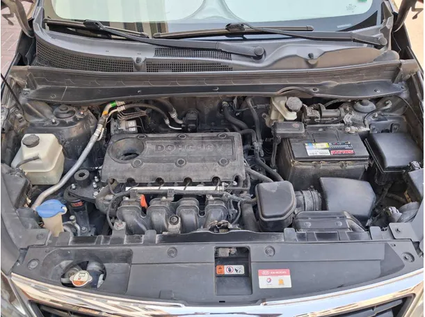 Car image 23
