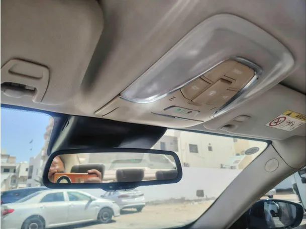 Car image 39