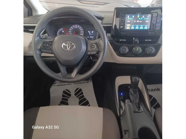 Car image 13