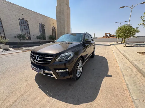 2014 مرسيدس ML500 في الرياض