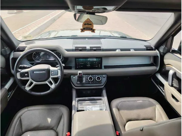 Car image 22