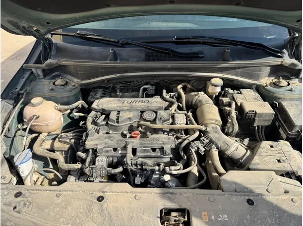 Car image 22