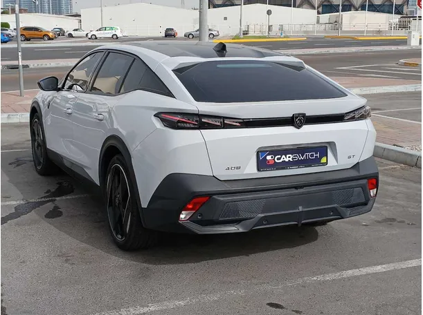 Car image 7