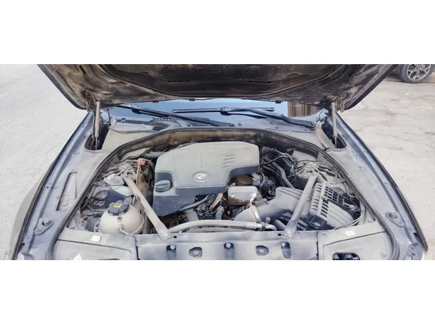 Car image 28