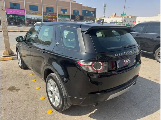 Car image 7