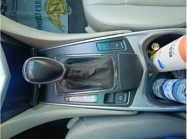 Car image 21