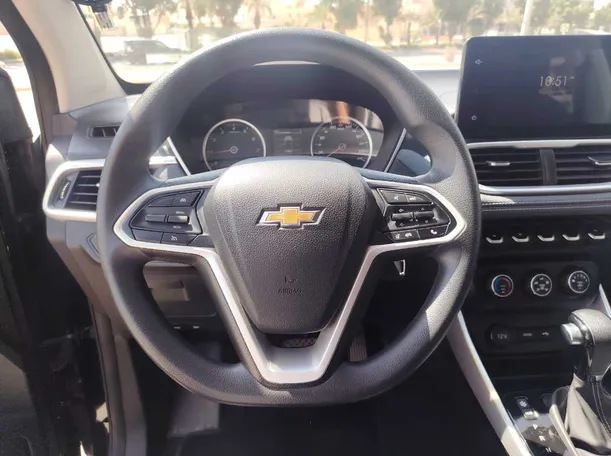 Car image 23