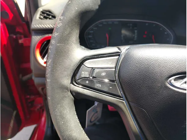 Car image 40