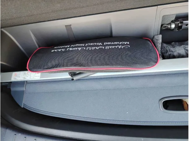 Car image 42