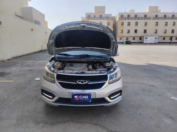Car image 32