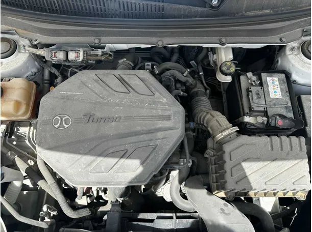 Car image 25