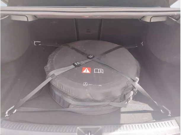 Car image 31