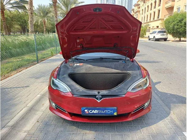 Car image 24