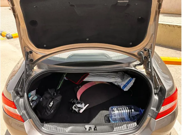 Car image 21