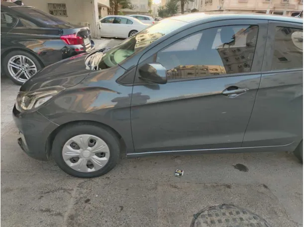Car image 8