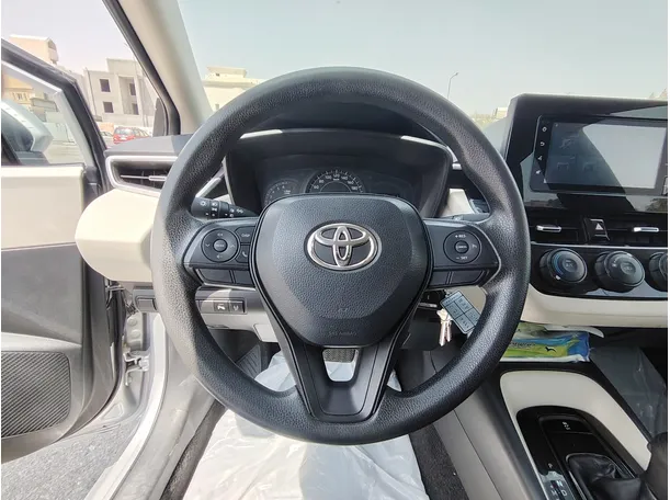 Car image 21