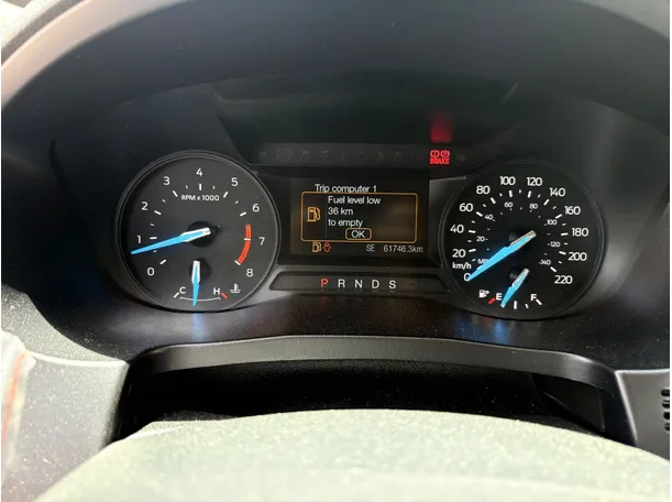 Car image 24