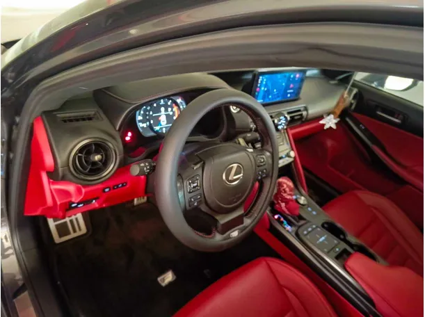 Car image 13