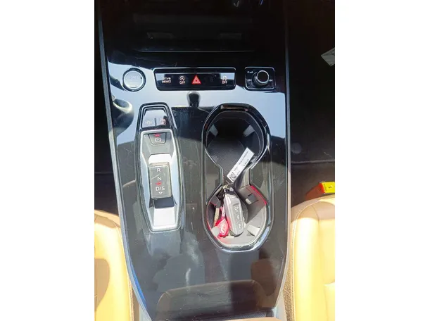 Car image 31