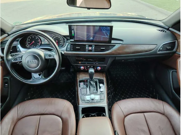 Car image 23