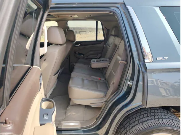 Car image 16