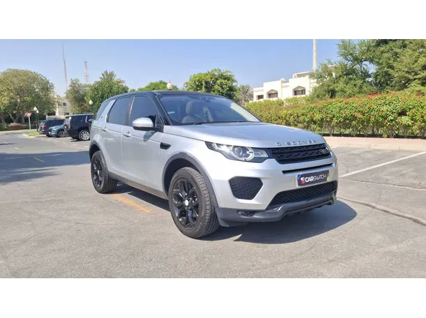 Car image 4