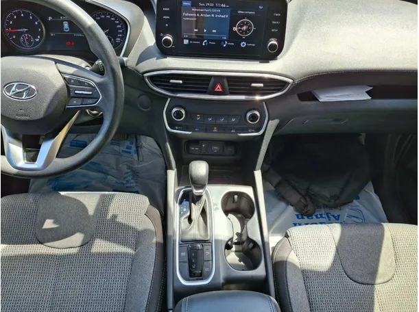 Car image 15