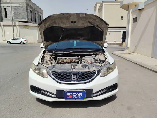 Car image 30