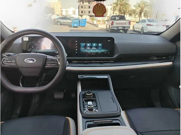 Car image 21