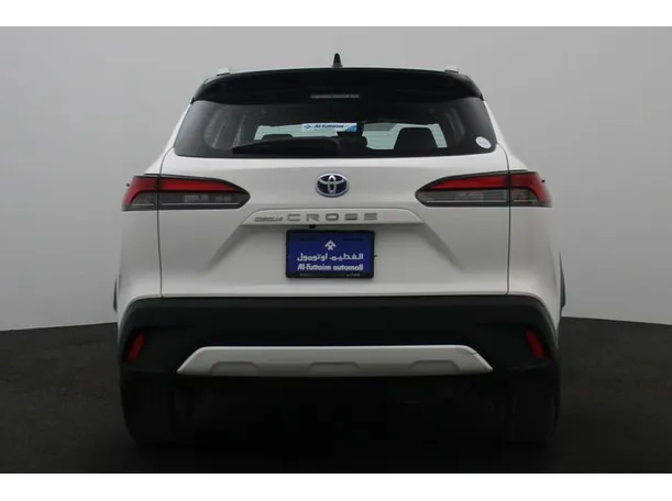 Car image 12