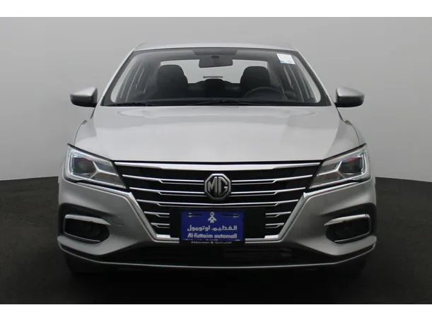 Car image 11