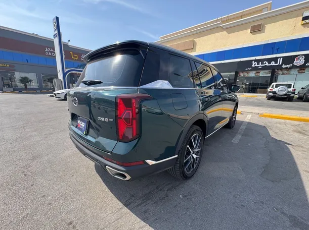 Car image 5
