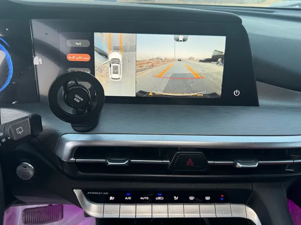 Car image 20
