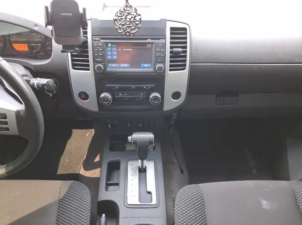 Car image 15