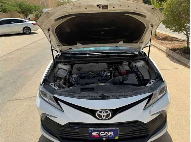 Car image 23