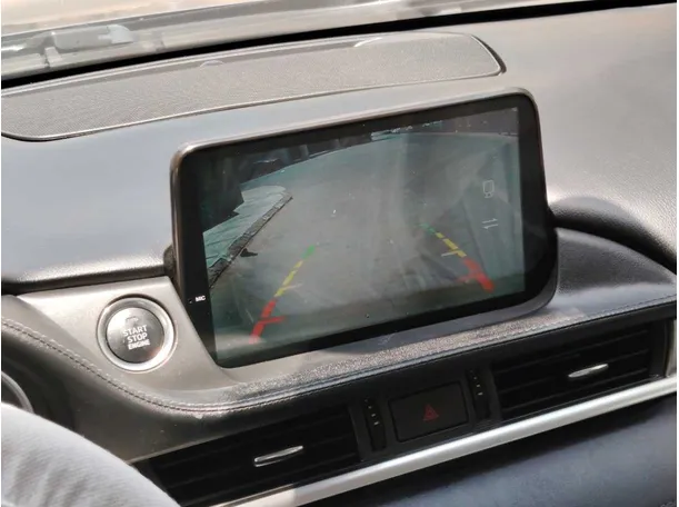Car image 26