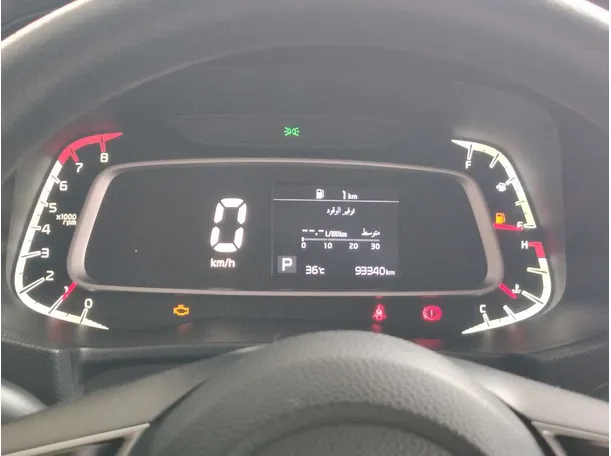 Car image 23