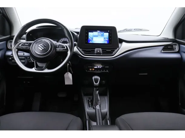 Car image 14