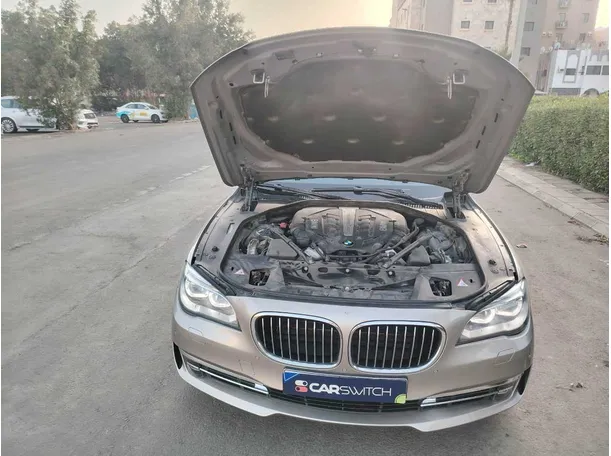 Car image 46