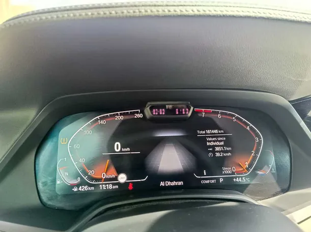 Car image 28