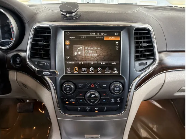 Car image 20